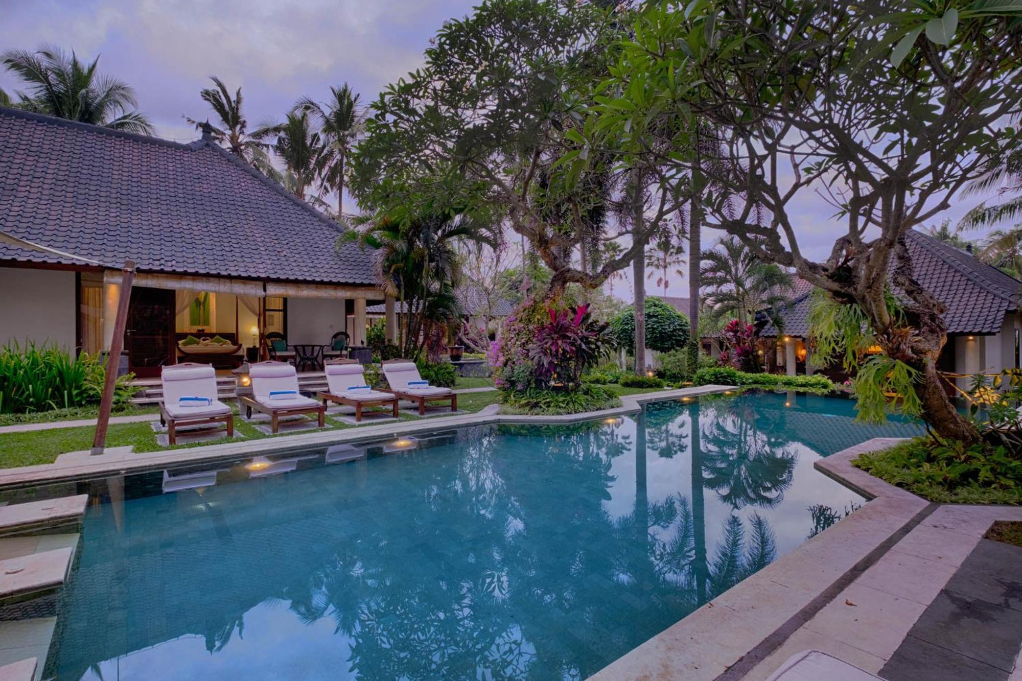 Kutus Kutus Saba Beach Villa ジョグジャカルタ エクステリア 写真