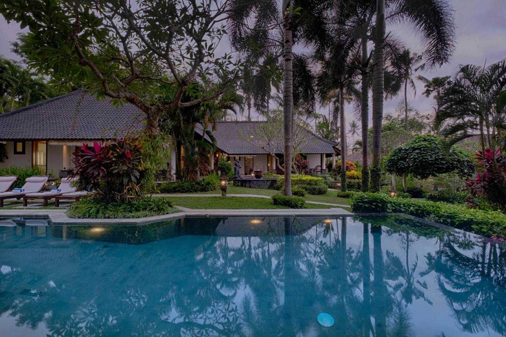 Kutus Kutus Saba Beach Villa ジョグジャカルタ エクステリア 写真