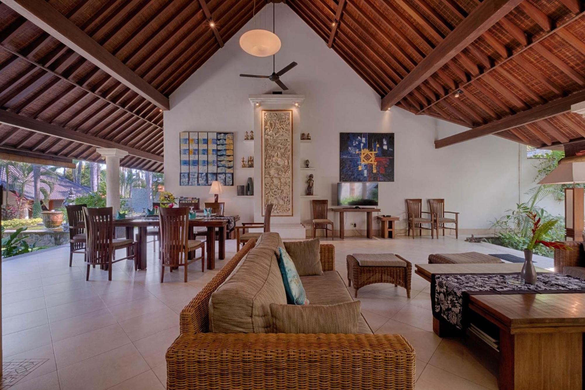 Kutus Kutus Saba Beach Villa ジョグジャカルタ エクステリア 写真
