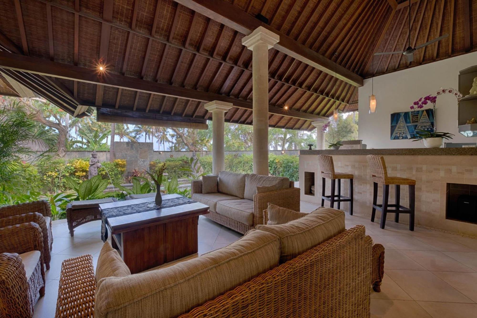 Kutus Kutus Saba Beach Villa ジョグジャカルタ エクステリア 写真