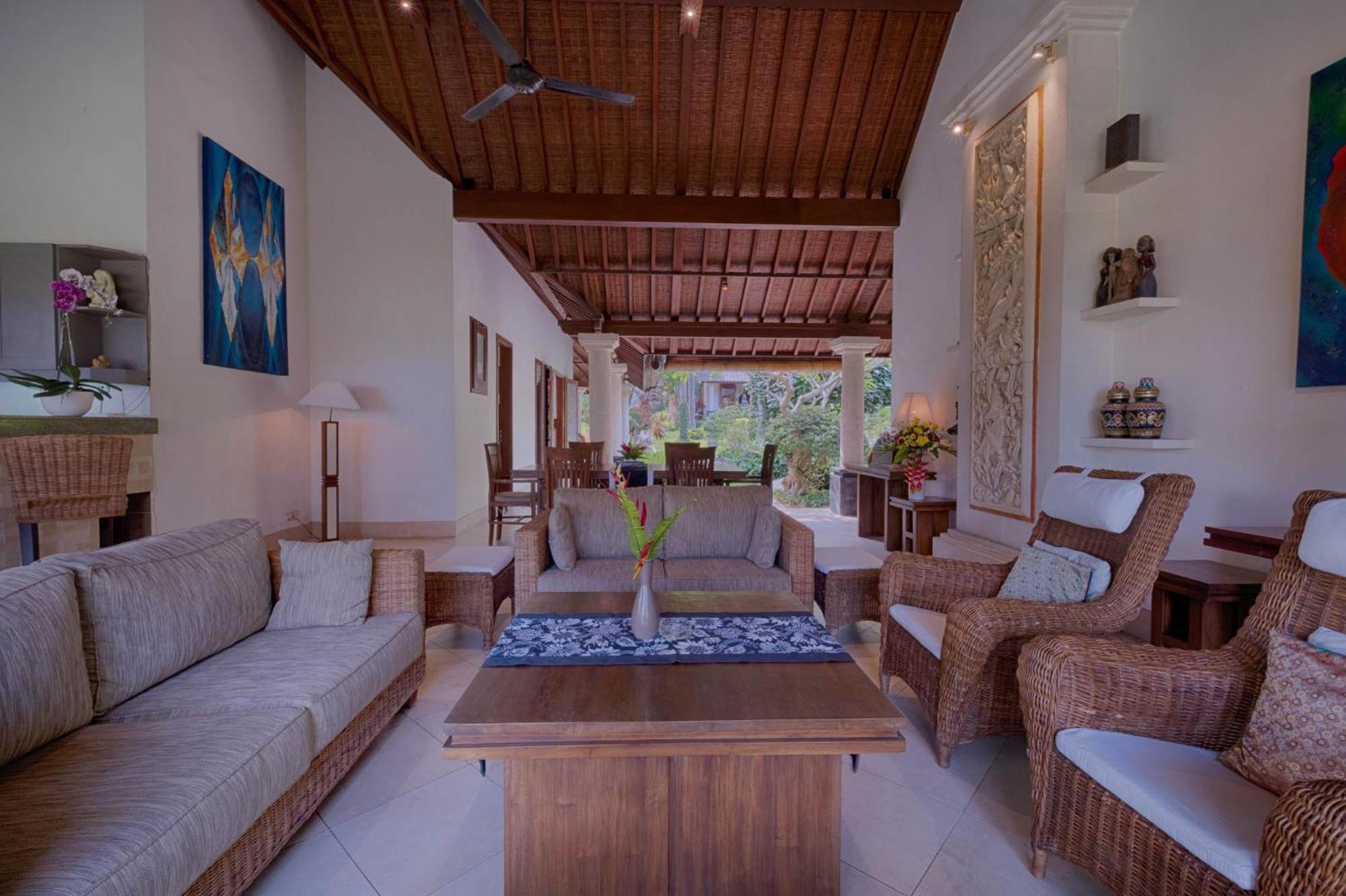 Kutus Kutus Saba Beach Villa ジョグジャカルタ エクステリア 写真