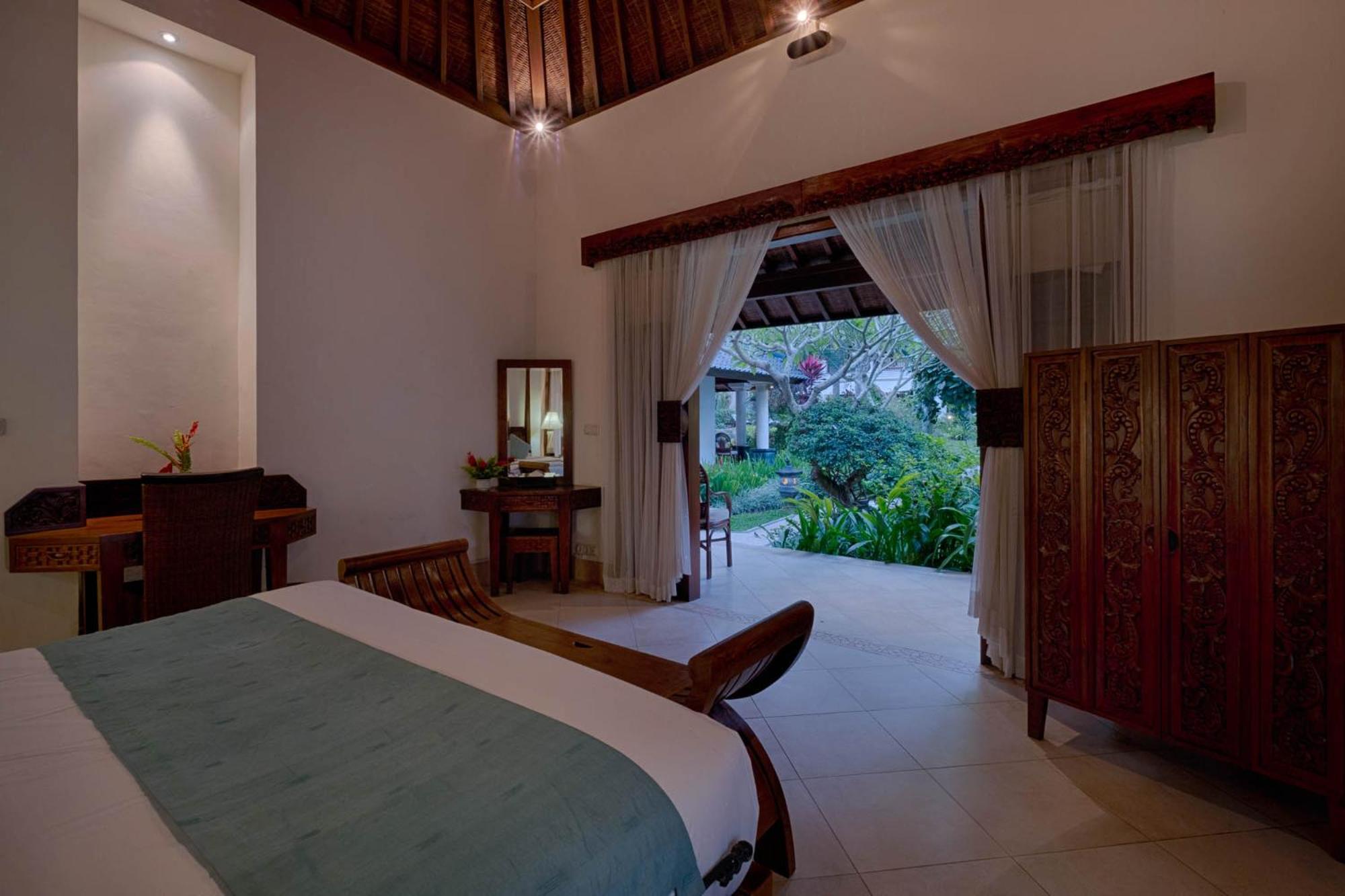 Kutus Kutus Saba Beach Villa ジョグジャカルタ エクステリア 写真