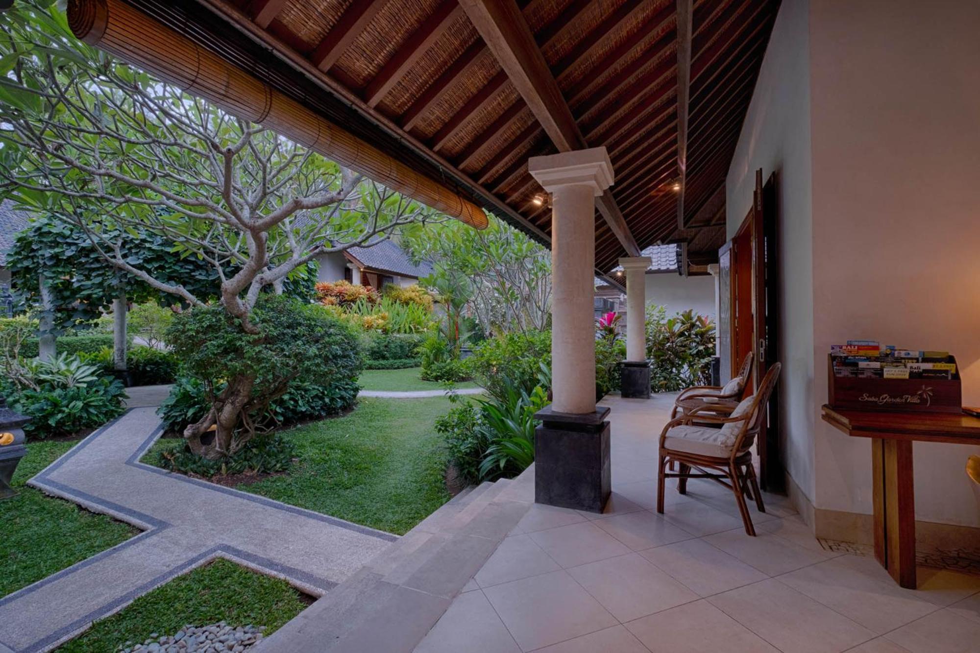 Kutus Kutus Saba Beach Villa ジョグジャカルタ エクステリア 写真